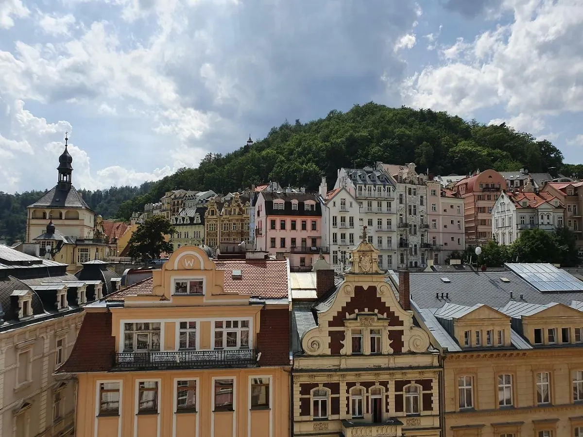 Madonna Apartments Карловы Вары