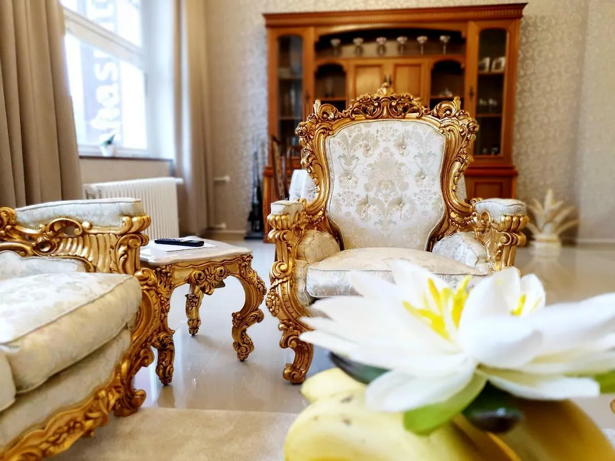 Madonna Apartments Карловы Вары 0*,  Чехия